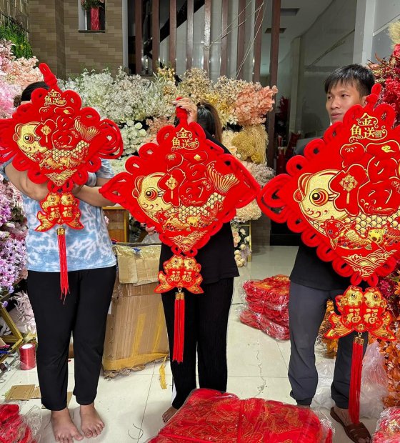 khánh treo tết chữ phúc 
